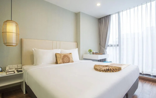 BridgeLakeside Hotel Hanoi