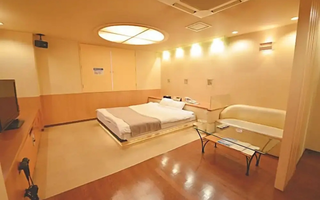 Hotel Let'S
