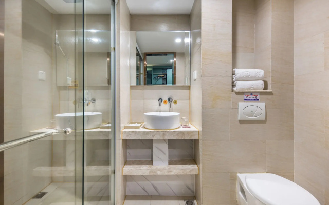 YiWU Best Hotel