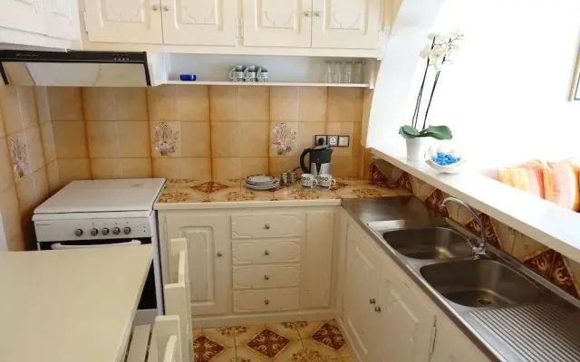 Le Coq Apartments