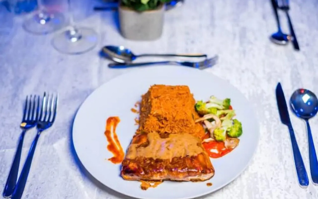 Solitaire hotel Lekki