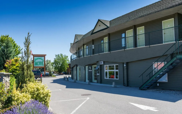Summerland Motel