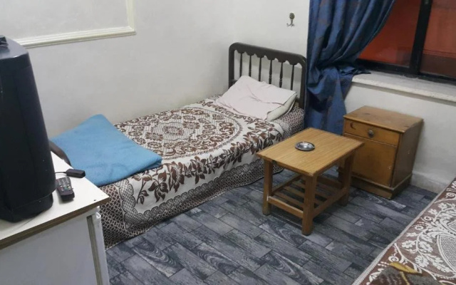 Al Adel Hostel