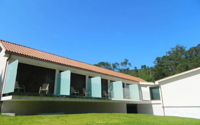 Hotel Alén do mar