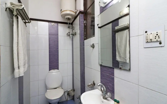 Hotel Samrat By OYO Rooms