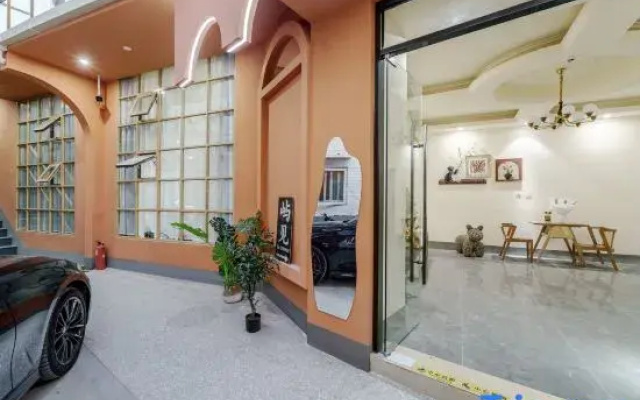 Yujian Homestay (Xia Da Student Apartment)