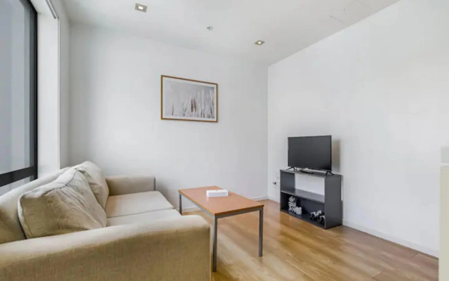 Central two-bedroom apartment close to Spark Arena