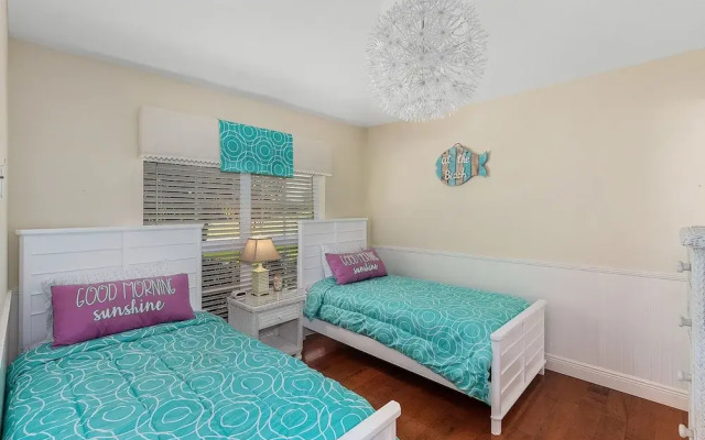 Villa Spain - Family Oasis in the Most Sought Area of Cape Coral