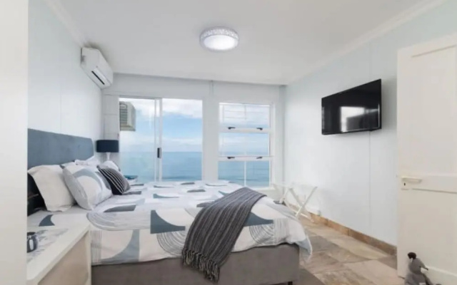 3 Bedroom Beachfront Apartment