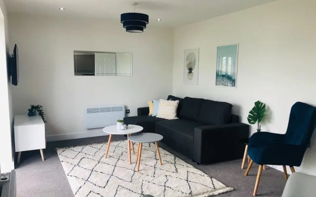 One Super King Bed Near Hillsborough