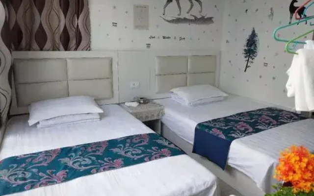 Zunyi Tingzhen Inn