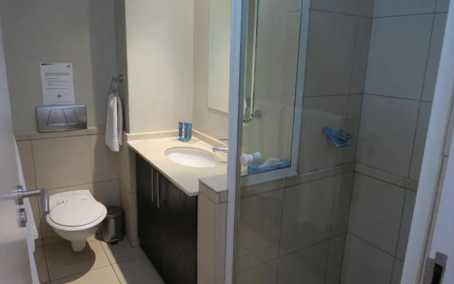 Lagoon Beach Hotel Apartments