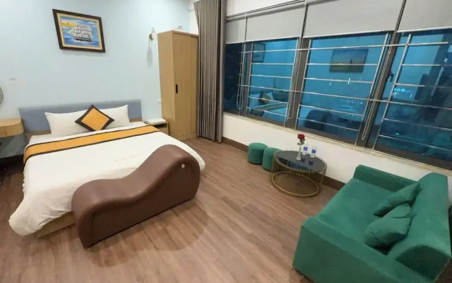 Dream Hotel