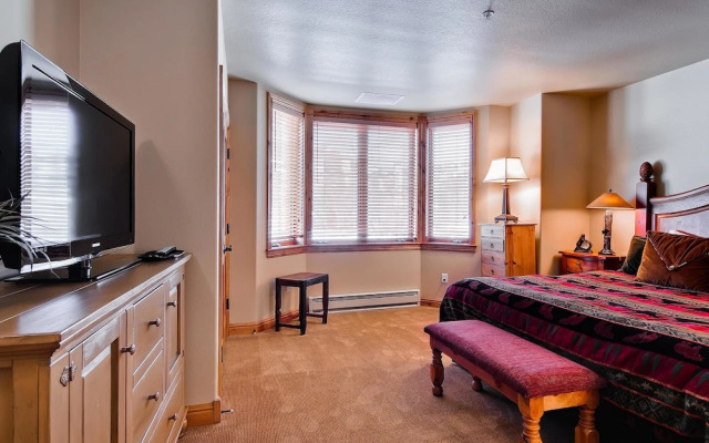 Torian Plum Creekside 417