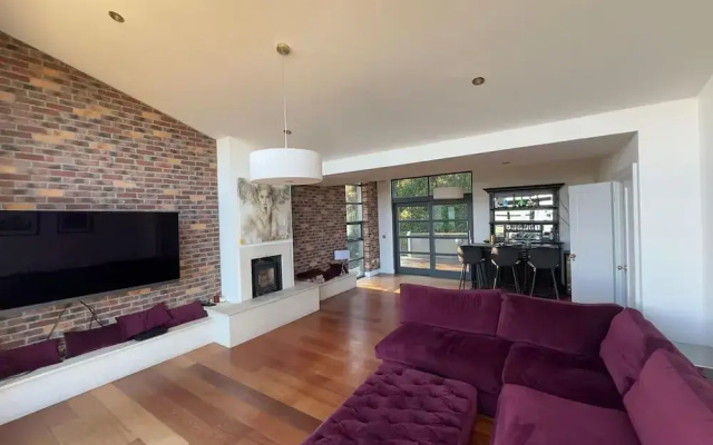 Luxury Mansion in Dublin 18
