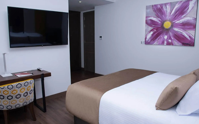 Hotel Sabana Park