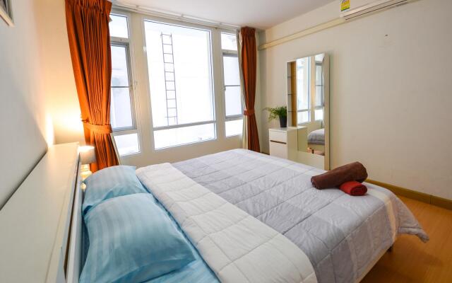 Отель Patong Loft Condo комната для гостей