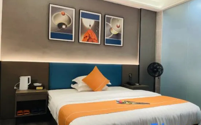 Zhenhao Apartment