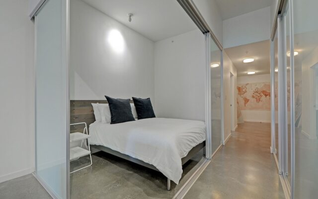 Отель Noel Suites-Gastown Канада, Ванкувер - отзывы, цены и фото номеров - забронировать отель Noel Suites-Gastown онлайн комната для гостей