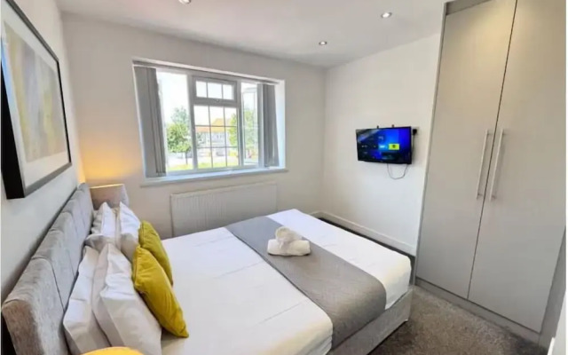 Ox Heathrow Stay