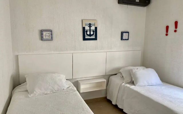 Lovely Third Floor3 Bedroom2 Bath Condo With Pool