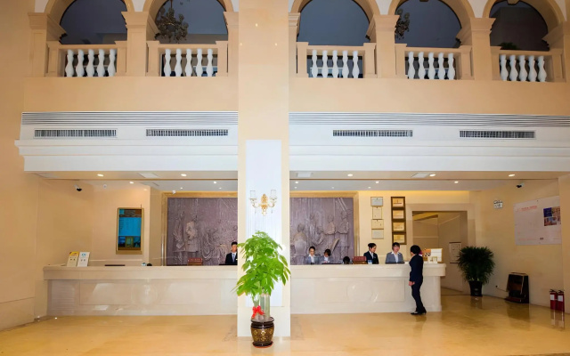 Venus Royal Hotel (Guilin Airport)