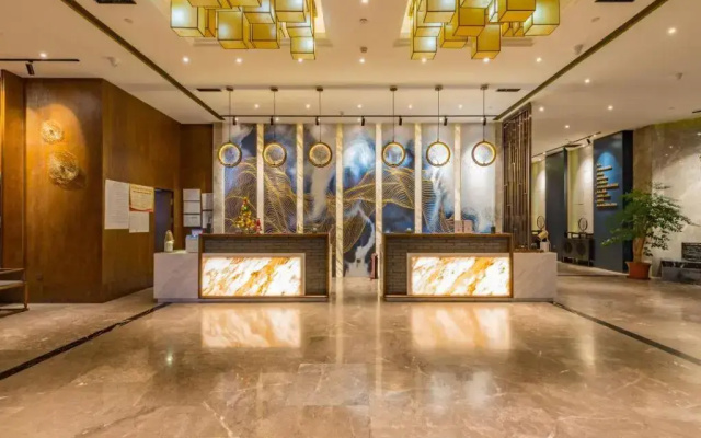 Rezen Dong Hotel (Harbin West Railway Station, Wanda Plaza)