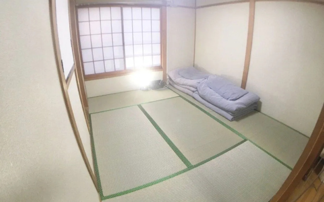Hanazono Kita Terrace House