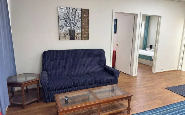 Metawise Charming Retreat at Huntingdale E4