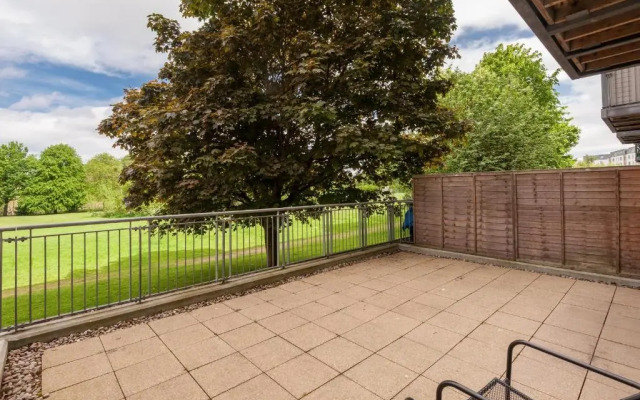 The Lochend Park View Residence No.3
