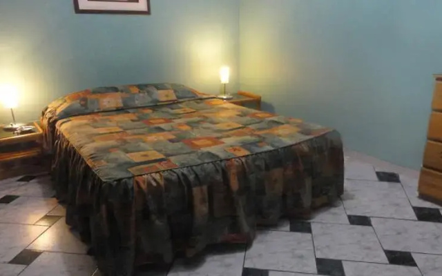 Residencial Aloja Inn