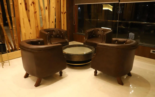 Hotel Emperio Grand