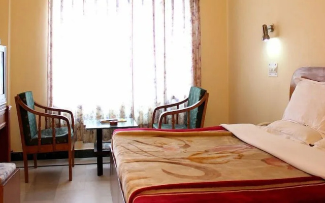 ADB Rooms Falcon Crest