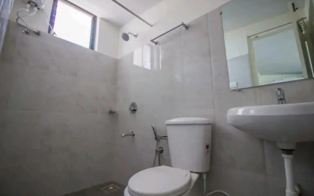 OYO 70142 Astar Hotel Inn