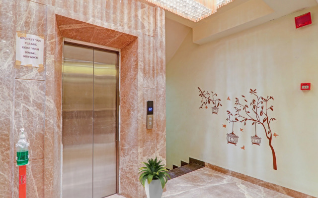 Townhouse Hotel Spotlight