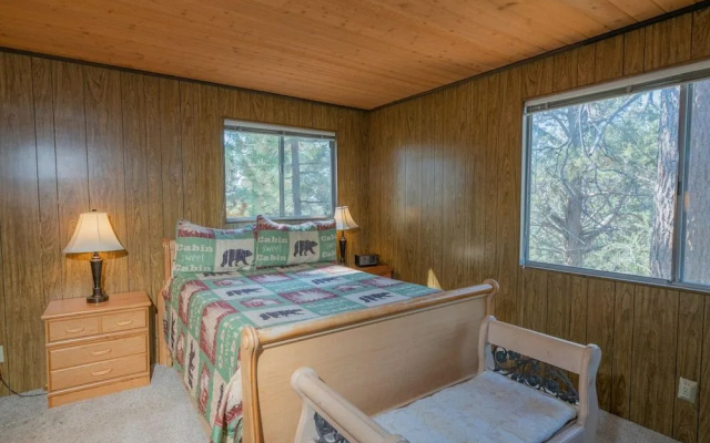 Lazy Bear Lodge