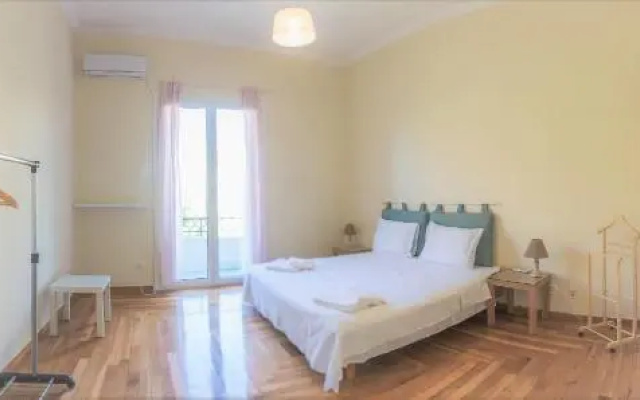 The Athenian House -Duxiana bed