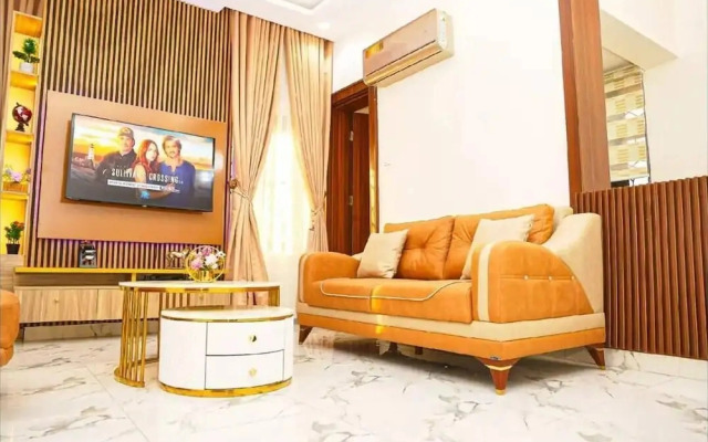 Vintage Palace Apartment