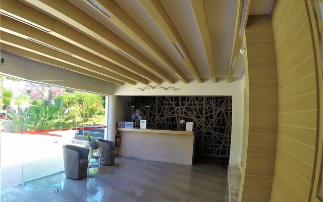 Villa Varouxakis