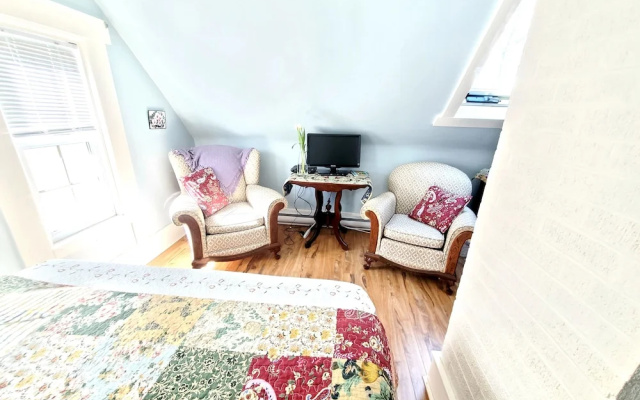 Fisherman's Daughter Bed & Breakfast