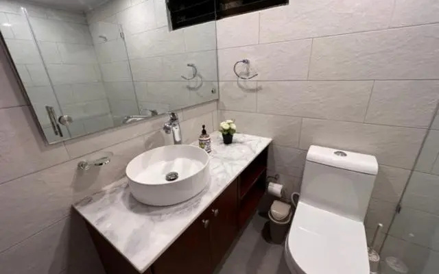 madrigal 1-3br with parking