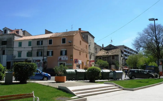Apartment Central