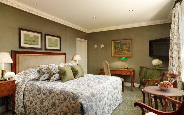 The Egerton House Hotel