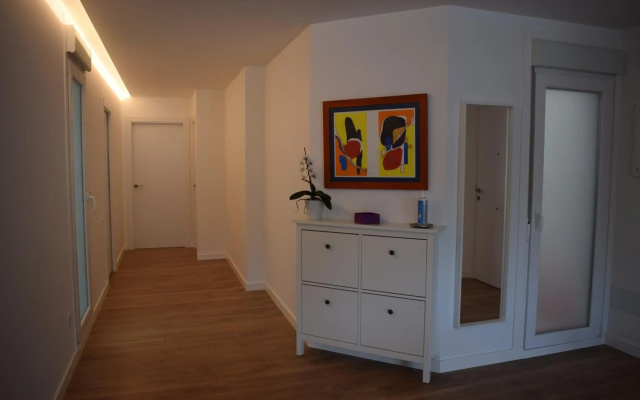 Nuevo apartamento céntrico junto al mar
