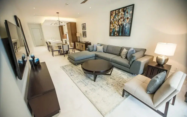 2 Bed Condo at ONE Cable Beach With Balcony