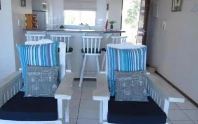 Laguna La Crete Beach Apartment 206