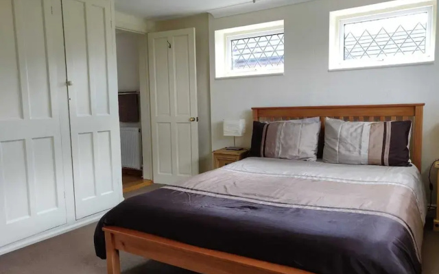 Whitehouse Guest House