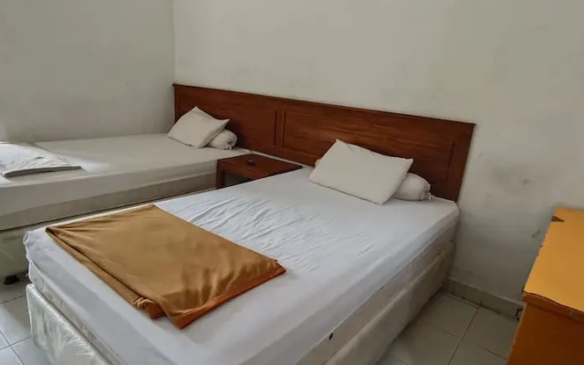 Hotel O Wisma Hamalau SyariahNearPulau Bromo Pedestrian Bridge
