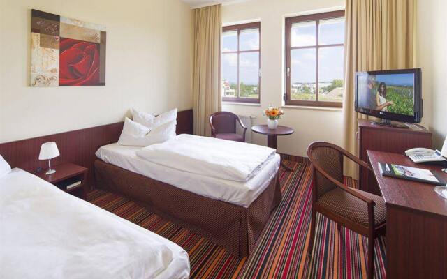 Отель Kim Hotel Dresden Германия, Дрезден - отзывы, цены и фото номеров - забронировать отель Kim Hotel Dresden онлайн комната для гостей