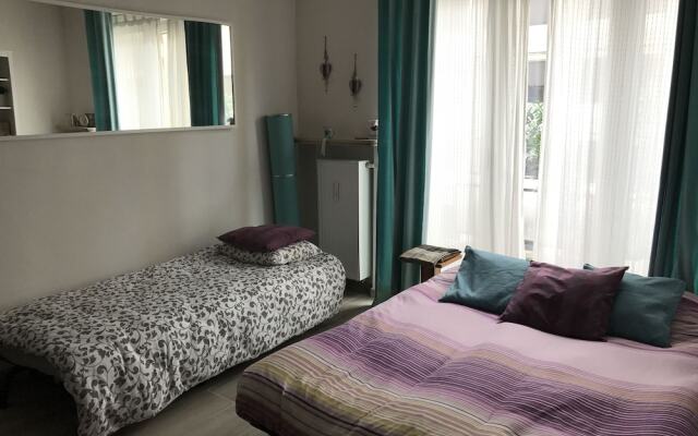 Отель Exclusive Flats In Brussels - Congrès Бельгия, Брюссель - отзывы, цены и фото номеров - забронировать отель Exclusive Flats In Brussels - Congrès онлайн комната для гостей